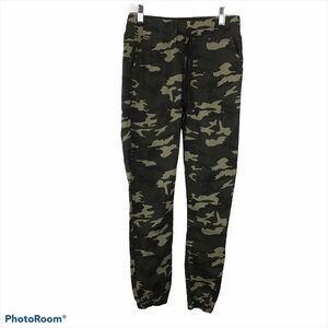 S.O.N.G Camo Joggers